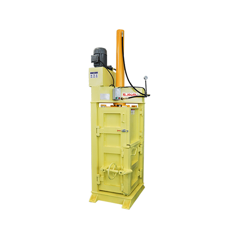 Enfardadeira de compressão vertical