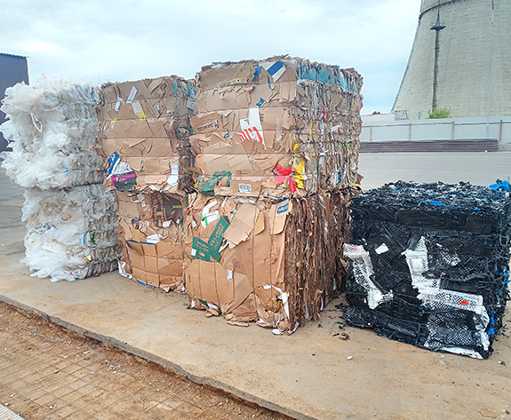 Solução multifuncional de enfardadeira para centro de reciclagem da Bielorrússia